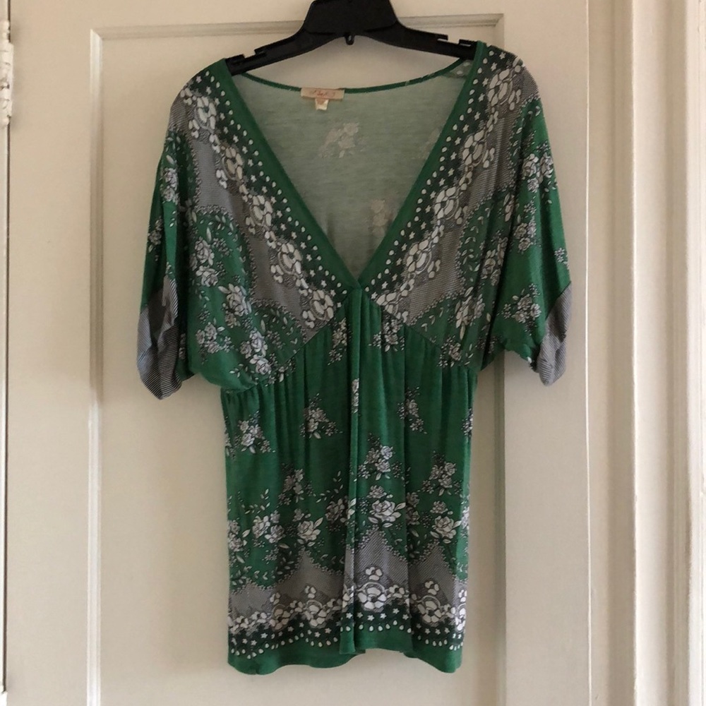 Free People top - Small